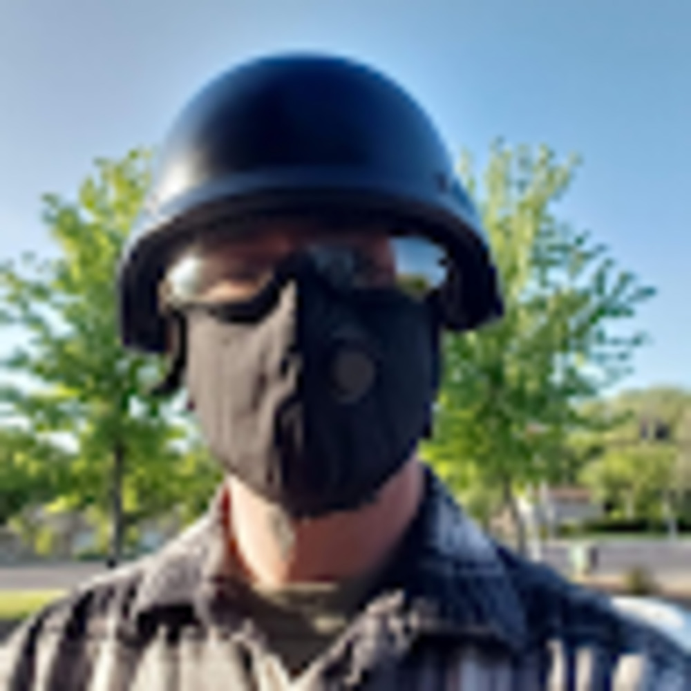 Meet your Posher, Eric